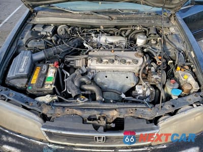 Zdjęcie 11 z 12 samochodu: 1996 HONDA ACCORD EX VIN:1HGCD5658TA029778 - miniatura