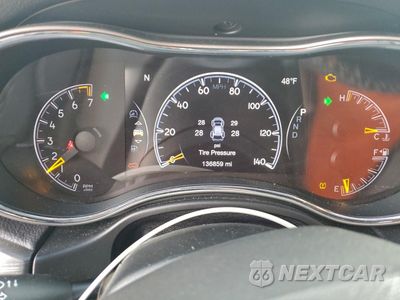 Zdjęcie 9 z 14 samochodu: 2019 JEEP GRAND CHEROKEE LAREDO VIN:1C4RJEAGXKC819919 - miniatura