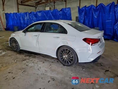 Drugie zdjęcie samochodu z przodu: 2021 MERCEDES-BENZ A 35 AMG VIN:W1K3G5BB1MJ318736 - miniatura