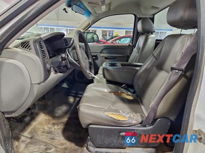 Zdjęcie 7 z 12 samochodu: 2011 CHEVROLET SILVERADO C1500 VIN:1GCNCPEA7BZ437676 - miniatura