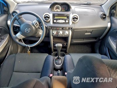 Zdjęcie 8 z 12 samochodu: 2006 TOYOTA SCION XA VIN:JTKKT604165019294 - miniatura