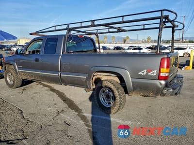 Drugie zdjęcie samochodu z przodu: 1999 CHEVROLET SILVERADO K2500 VIN:1GCGK29UXXE175573 - miniatura