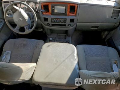 Zdjęcie 8 z 12 samochodu: 2006 DODGE RAM 3500 ST VIN:3D7LX38C96G105784 - miniatura