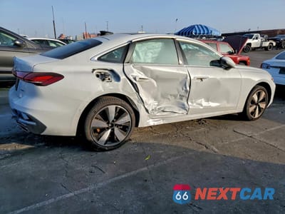 Trzecie zdjęcie samochodu z tyłu: 2025 AUDI A5 QUATTRO VIN:WAU2BCFU0SN029029 - miniatura