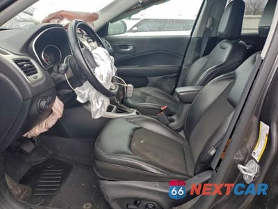 Zdjęcie 7 z 13 samochodu: 2018 JEEP COMPASS LATITUDE VIN:3C4NJDBBXJT161694 - miniatura
