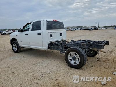 Drugie zdjęcie samochodu z przodu: 2020 RAM 2500 4WD V8 CREW CAB 6.4L VIN:3C6UR5HJ0LG111432 - miniatura