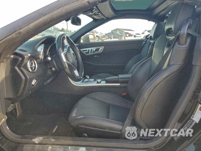 Zdjęcie 7 z 12 samochodu: 2016 MERCEDES-BENZ SLK 300 VIN:WDDPK3JA3GF123595 - miniatura