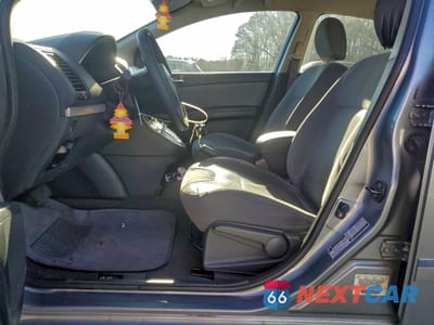 Zdjęcie 7 z 13 samochodu: 2012 NISSAN SENTRA 2.0 VIN:3N1AB6AP9CL662019 - miniatura