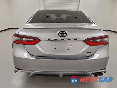 Zdjęcie 6 z 13 samochodu: 2024 TOYOTA CAMRY SE VIN:4T1G11AK4RU918319 - miniatura