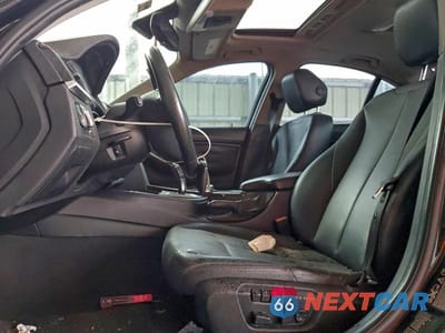 Zdjęcie 7 z 12 samochodu: 2015 BMW 328 XI SULEV VIN:WBA3B5G50FNS18034 - miniatura
