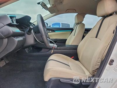 Zdjęcie 7 z 12 samochodu: 2018 HONDA CIVIC VIN:2HGFC2F55JH582160 - miniatura