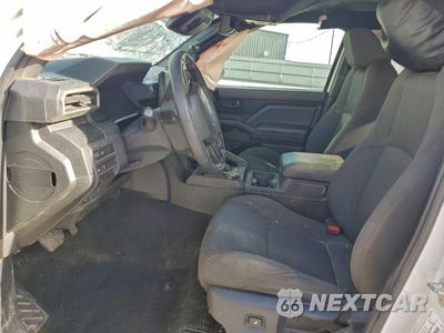 Zdjęcie 7 z 14 samochodu: 2025 TOYOTA TACOMA DOUBLE CAB VIN:3TYLD5KN2ST012582 - miniatura