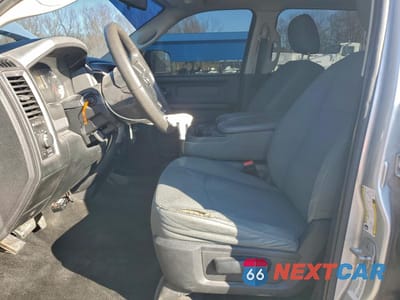 Zdjęcie 7 z 14 samochodu: 2014 RAM 2500 ST VIN:3C6UR5CL9EG277041 - miniatura