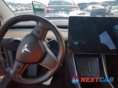 Zdjęcie 9 z 12 samochodu: 2018 TESLA MODEL 3 VIN:5YJ3E1EB7JF072850 - miniatura