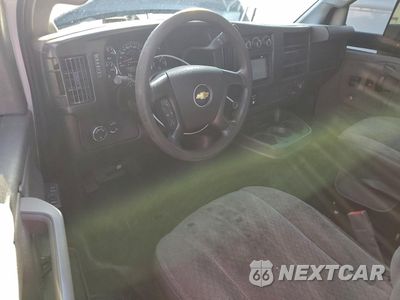 Zdjęcie 8 z 13 samochodu: 2016 CHEVROLET EXPRESS G3500 VIN:1GB3GRCG2G1225227 - miniatura