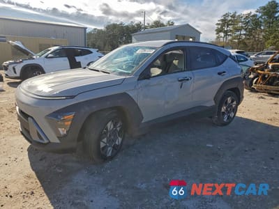 2025 HYUNDAI KONA SEL KM8HB3AB4SU294413 - główne zdjęcie licytacji z USA - miniatura