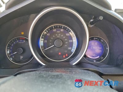 Zdjęcie 9 z 12 samochodu: 2020 HONDA FIT LX VIN:3HGGK5H46LM702582 - miniatura