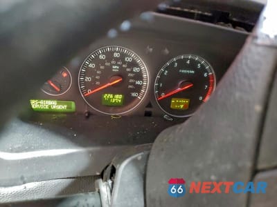 Zdjęcie 9 z 12 samochodu: 2008 VOLVO S60 2.5T VIN:YV1RS592282701166 - miniatura