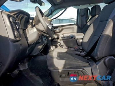 Zdjęcie 7 z 13 samochodu: 2023 CHEVROLET SILVERADO K1500 CUSTOM VIN:3GCPDBEK8PG151795 - miniatura