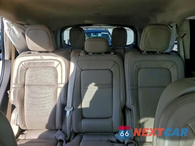 Zdjęcie 10 z 14 samochodu: 2020 LINCOLN AVIATOR RESERVE VIN:5LM5J7XC4LGL22415 - miniatura