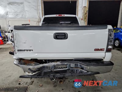 Zdjęcie 6 z 12 samochodu: 2001 GMC SIERRA K2500 HEAVY DUTY VIN:1GTHK29181E326637 - miniatura
