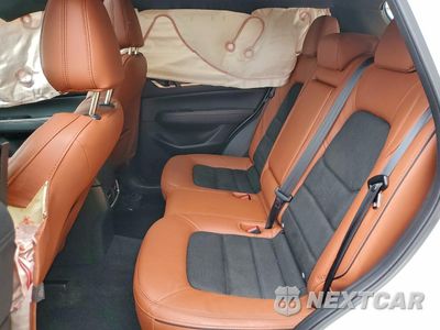 Zdjęcie 11 z 16 samochodu: 2025 MAZDA CX-5 CARBON TURBO VIN:JM3KFBAY1S0624696 - miniatura