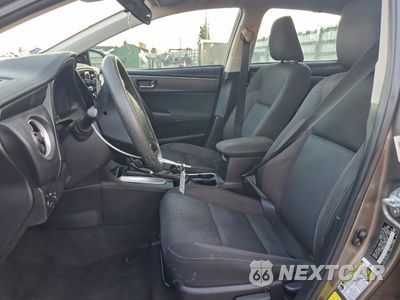 Zdjęcie 7 z 12 samochodu: 2018 TOYOTA COROLLA L VIN:2T1BURHEXJC982645 - miniatura