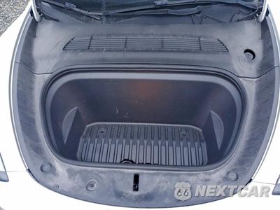 Zdjęcie 11 z 13 samochodu: 2023 TESLA MODEL Y VIN:7SAYGDEE5PA035445 - miniatura