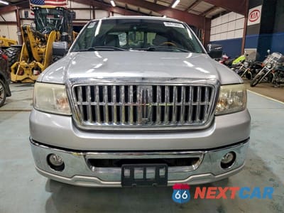 Piąte zdjęcie samochodu w środku: 2007 LINCOLN MARK LT VIN:5LTPW18507FJ12241 - miniatura