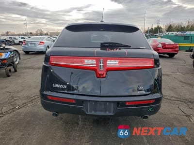 Zdjęcie 6 z 12 samochodu: 2017 LINCOLN TOWNHOUSE MKT VIN:2LMHJ5NK7HBL01642 - miniatura