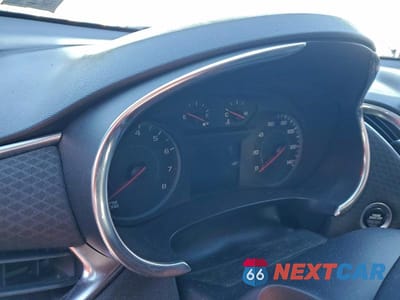 Zdjęcie 9 z 12 samochodu: 2016 CHEVROLET MALIBU LT VIN:1G1ZE5ST2GF305027 - miniatura