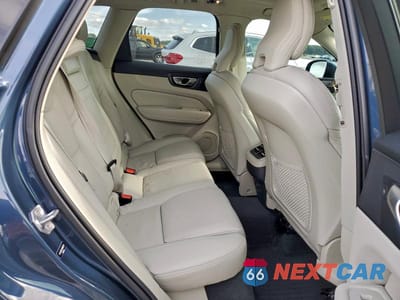 Zdjęcie 11 z 13 samochodu: 2021 VOLVO XC60 T5 INSCRIPTION VIN:YV4102DL0M1886211 - miniatura