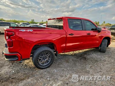 Trzecie zdjęcie samochodu z tyłu: 2025 CHEVROLET SILVERADO K1500 CUSTOM VIN:3GCPKBEK0SG373732 - miniatura
