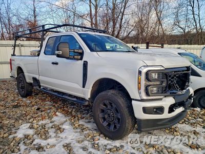 Czwarte zdjęcie samochodu z boku: 2026 FORD F350 SUPER DUTY VIN:1FT8X3BN7TEC83724 - miniatura