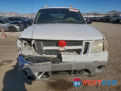 Piąte zdjęcie samochodu w środku: 2001 FORD EXPLORER SPORT VIN:1FMCU60E81UA55690 - miniatura