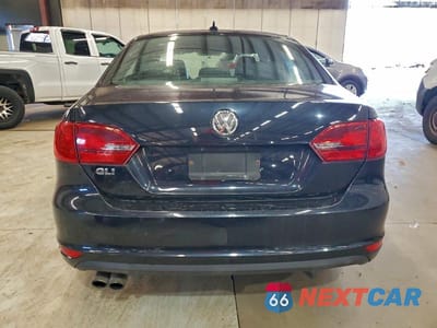 Zdjęcie 6 z 11 samochodu: 2013 VOLKSWAGEN JETTA GLI VIN:3VW567AJ2DM237724 - miniatura