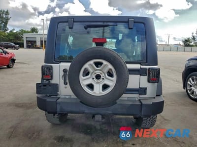 Zdjęcie 6 z 12 samochodu: 2012 JEEP WRANGLER UNLIMITED SPORT VIN:1C4BJWDG8CL246006 - miniatura