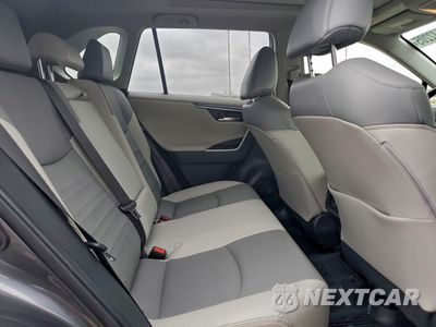 Zdjęcie 11 z 14 samochodu: 2019 TOYOTA RAV4 LIMITED VIN:JTMN1RFV1KD522075 - miniatura