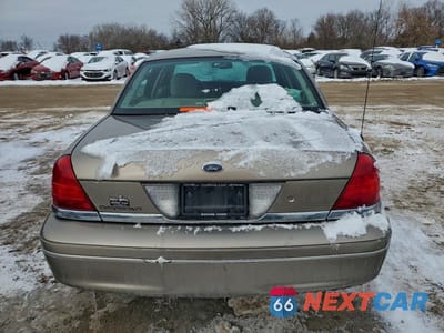 Zdjęcie 6 z 12 samochodu: 2005 FORD CROWN VICTORIA LX VIN:2FAFP74W25X110446 - miniatura
