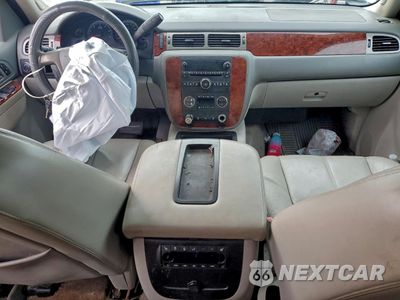 Zdjęcie 8 z 15 samochodu: 2012 CHEVROLET TAHOE C1500 LT VIN:1GNSCBE08CR276745 - miniatura