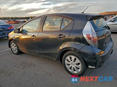 Drugie zdjęcie samochodu z przodu: 2013 TOYOTA PRIUS C VIN:JTDKDTB31D1550071 - miniatura