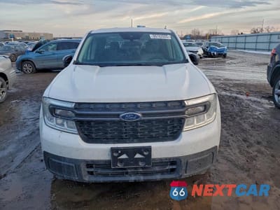 Piąte zdjęcie samochodu w środku: 2024 FORD MAVERICK XLT VIN:3FTTW8J97RRB32788 - miniatura