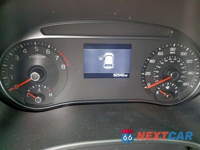 Zdjęcie 9 z 12 samochodu: 2022 KIA SOUL LX VIN:KNDJ23AU9N7802062 - miniatura