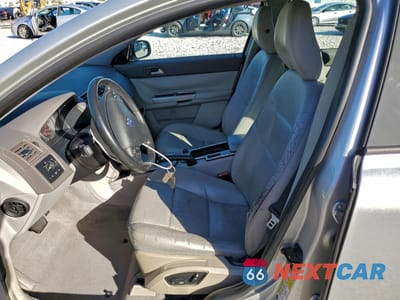 Zdjęcie 7 z 14 samochodu: 2009 VOLVO S40 2.4I VIN:YV1MS382792457371 - miniatura