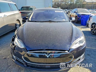 Piąte zdjęcie samochodu w środku: 2014 TESLA MODEL S VIN:5YJSA1H18EFP61764 - miniatura