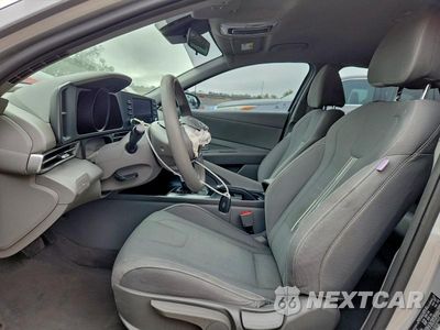 Zdjęcie 7 z 12 samochodu: 2021 HYUNDAI ELANTRA SEL VIN:5NPLM4AG3MH034527 - miniatura