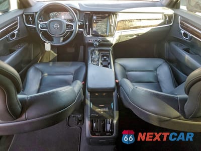 Zdjęcie 8 z 12 samochodu: 2019 VOLVO S90 T5 MOMENTUM VIN:LVY102AK5KP095898 - miniatura