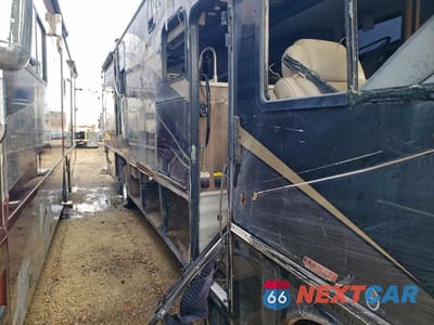 Zdjęcie 9 z 10 samochodu: 2019 FORD F53 MOTORHOME - RV VIN:1F66F5DY4K0A15676 - miniatura