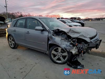 Czwarte zdjęcie samochodu z boku: 2006 MAZDA 3 HATCHBACK VIN:JM1BK343361411310 - miniatura