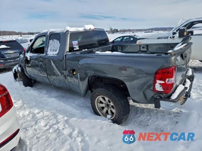 Drugie zdjęcie samochodu z przodu: 2011 CHEVROLET SILVERADO C1500 LS VIN:1GCRCREA3BZ142460 - miniatura